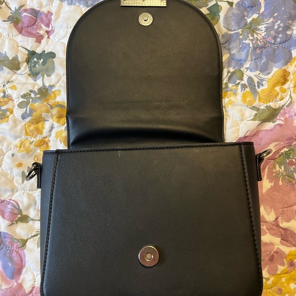 Steve Madden Bag - Picture 9 of 13